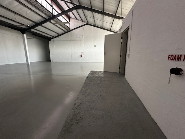 To Let Commercial Property for Rent in Maitland Western Cape